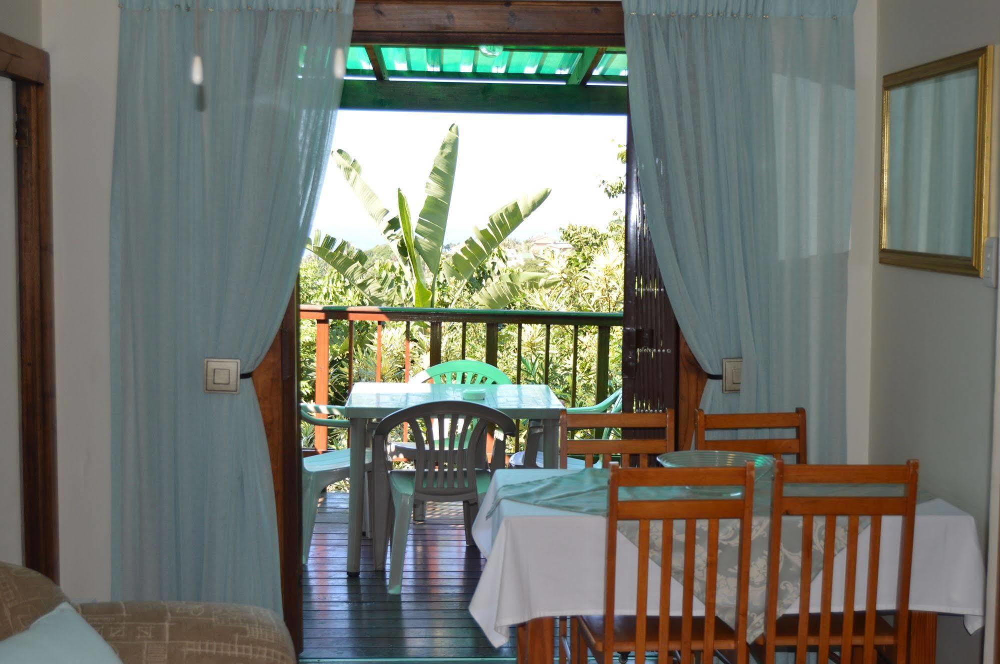 Zuider Zee Guest House Ballito Esterno foto
