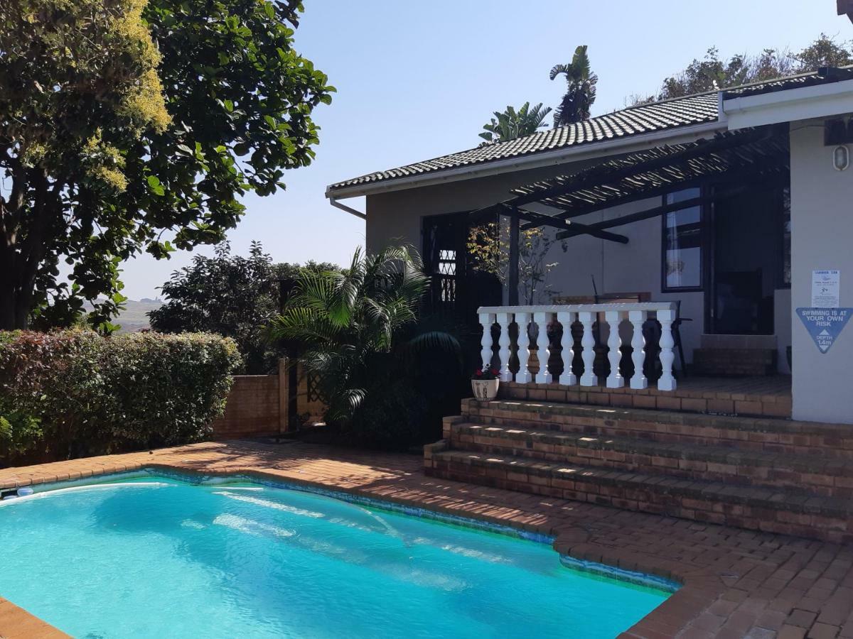 Zuider Zee Guest House Ballito Esterno foto
